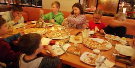 Mladi gasilci na decembrskem izletu, foto JP